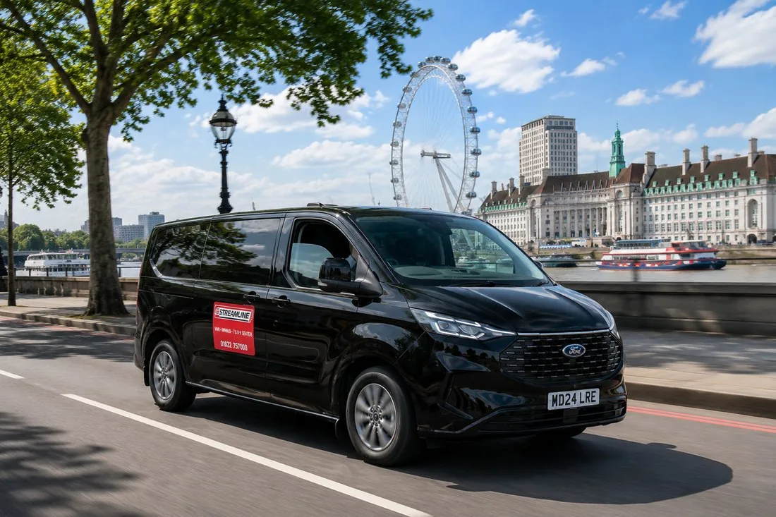 MPV — Ford Tourneo Custom