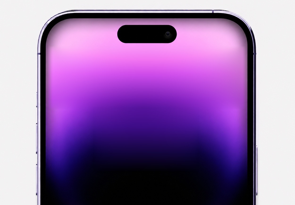 An iPhone showing a Streamline Taxis push notification.